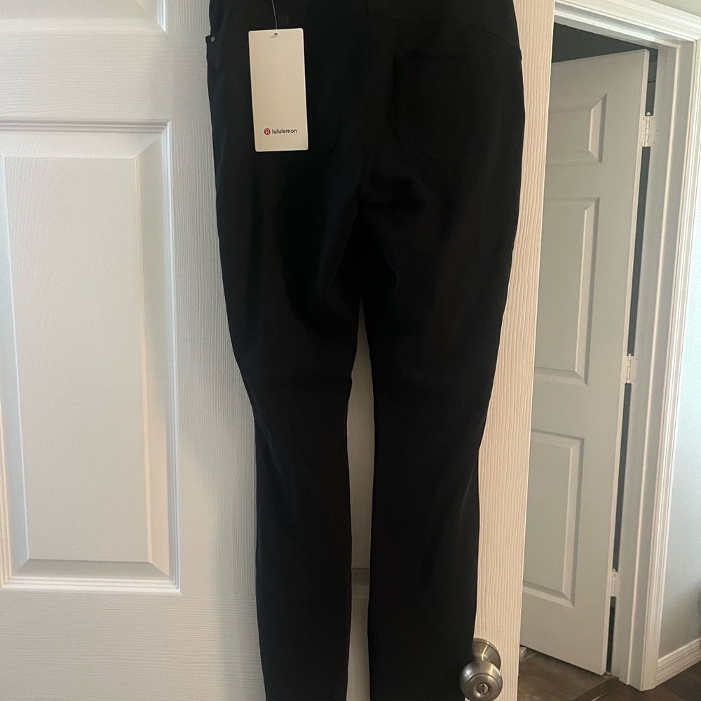 lululemon athletica Black Pant Sleek Modern Fit